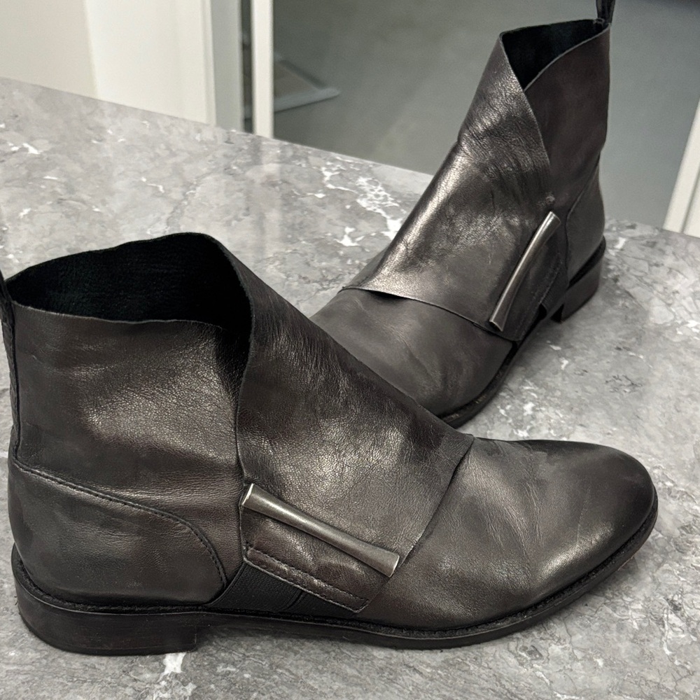 Johnston & Murphy Dark Gray Ankle Boots